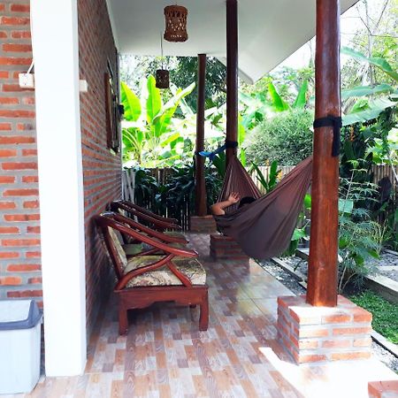 Ragha Homestay Batukaras Exteriér fotografie